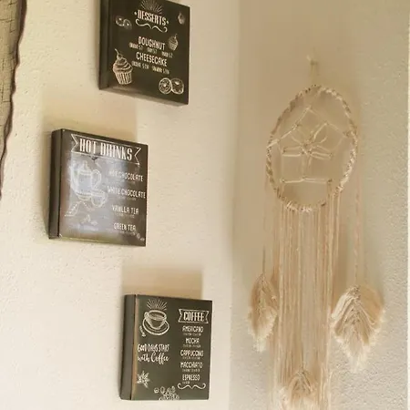 Santu Bustianu Oda ve Kahvaltı Orgosolo