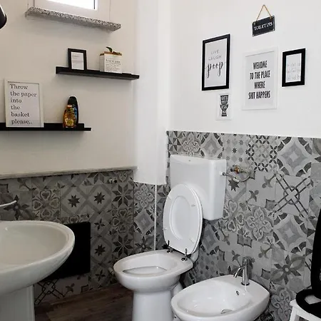 Oda ve Kahvaltı Santu Bustianu 3*