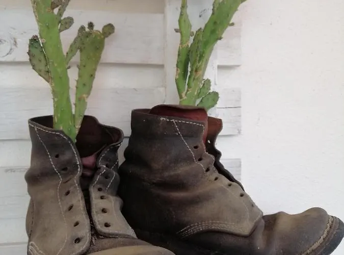 Santu Bustianu 住宿加早餐酒店 3*